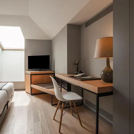 Descobertas Boutique By Aspasios Porto