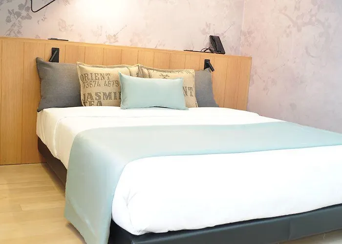 מלון Descobertas Boutique By Aspasios 4*