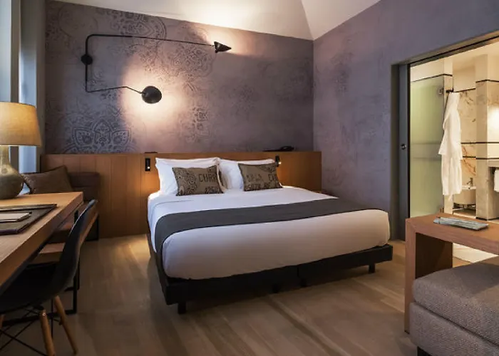 Descobertas Boutique By Aspasios מלון 4*