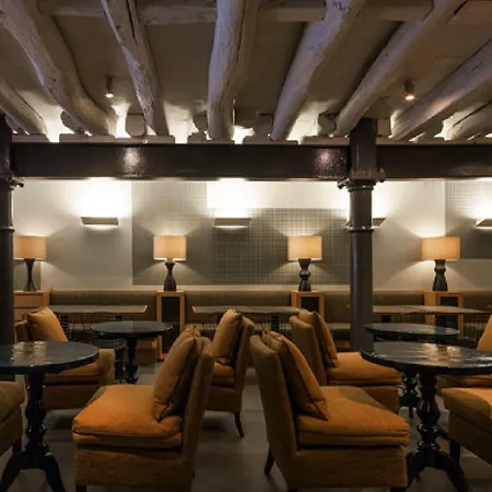 Descobertas Boutique By Aspasios Otel Porto